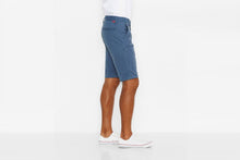 Load image into Gallery viewer, Levi&#39;s Commuter 504 Regular Straight Shorts